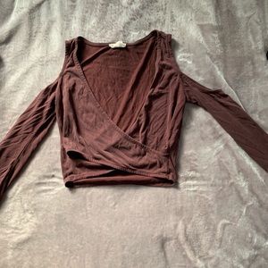 Criss Cross Long Sleeve Crop